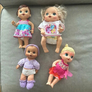 Lot of 4 Baby Alive Dolls